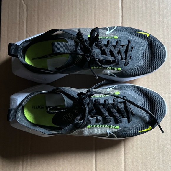 Nike Vista Lite “lemon venom” - Picture 3 of 4